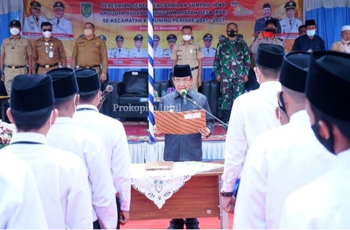 Bupati Inhil Lantik 65 Anggota BPD se-Kecamatan Kemuning