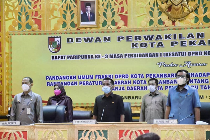 DPRD Pekanbaru Sorot Pemotongan Honor THL dan Pengadaan Mobil Dinas Pemko