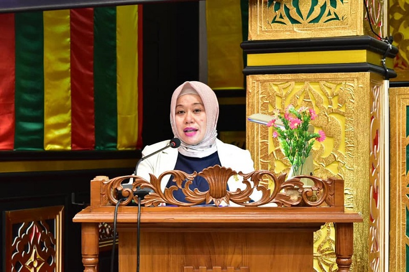 7 Fraksi Sampaikan Pandangan Umum  Terhadap Ranperda Pekanbaru