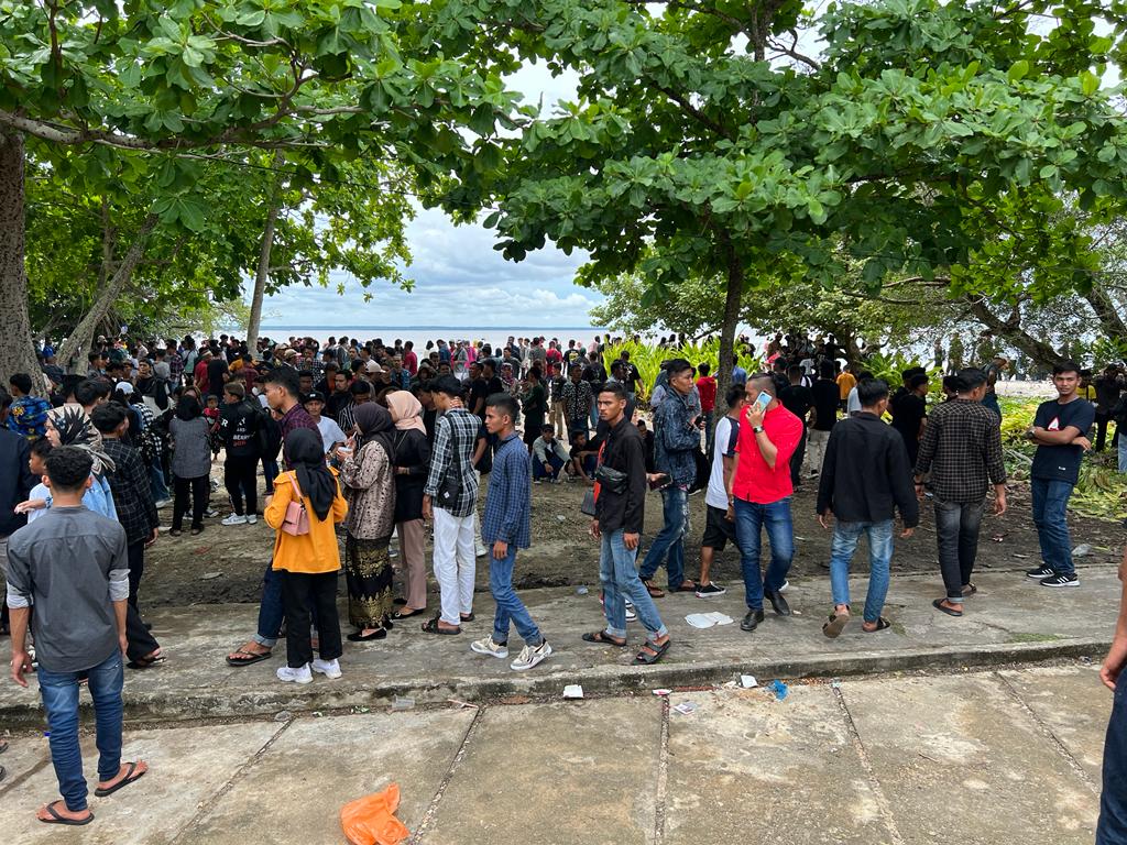 Lebaran Idul Fitri 1443 H, Pantai Solop Padat Dikunjungi Wisatawan