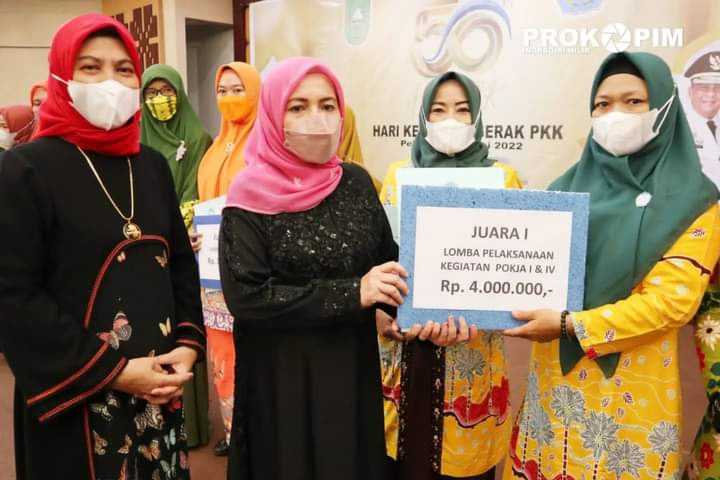 TP-PKK Inhil Juara 1 Kategori Lomba Jambore Kader PKK