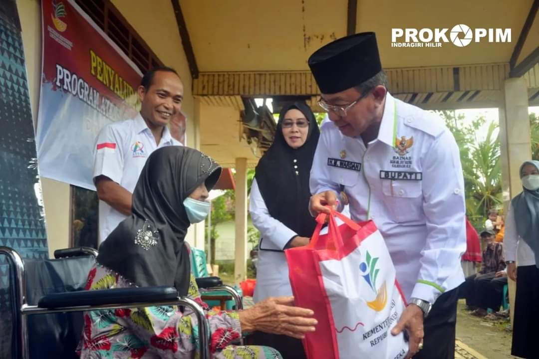 Bupati Inhil Serahkan Bantuan Program Atensi Sentra Abiseka Pekanbaru