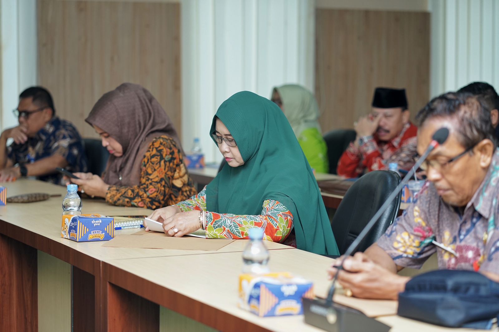 Bupati Inhil Pimpin Rapat Evaluasi Realisasi Fisik dan Keuangan APBD 2023