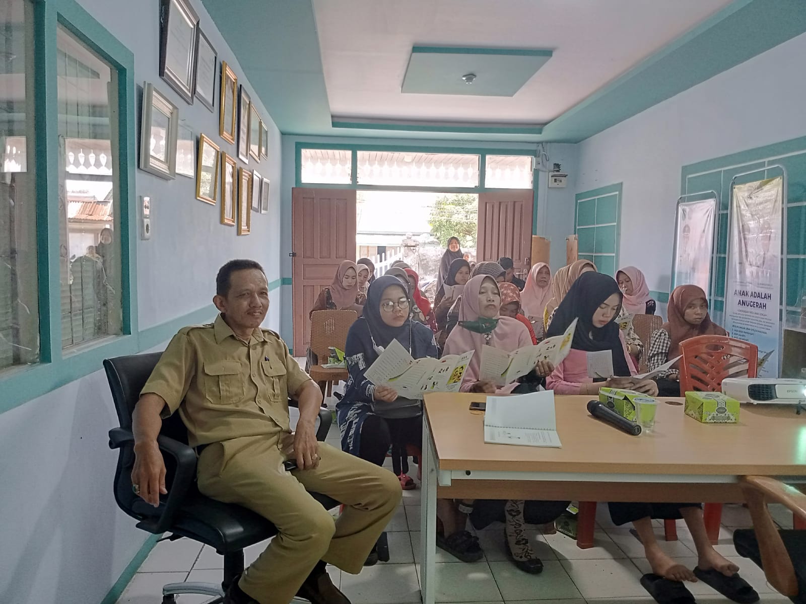 DP2KBP3A Inhil Laksanakan Kegiatan Internalisasi Pengasuhan 1000