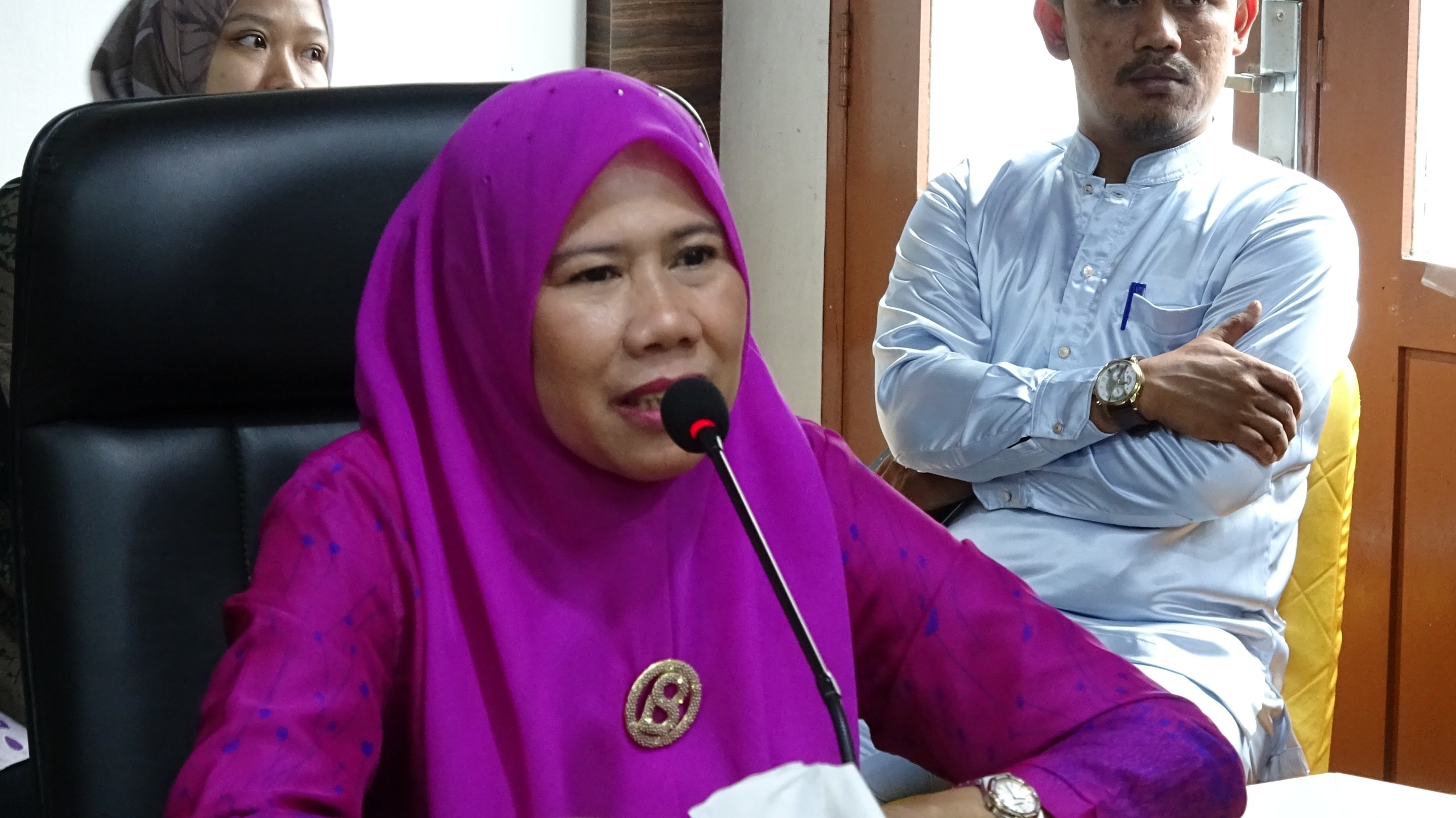 Pemkab Inhil Tegaskan Pemasangan Portal Untuk Batasi Angkutan Berat di Jalan Lintas Rengat - Tembilahan