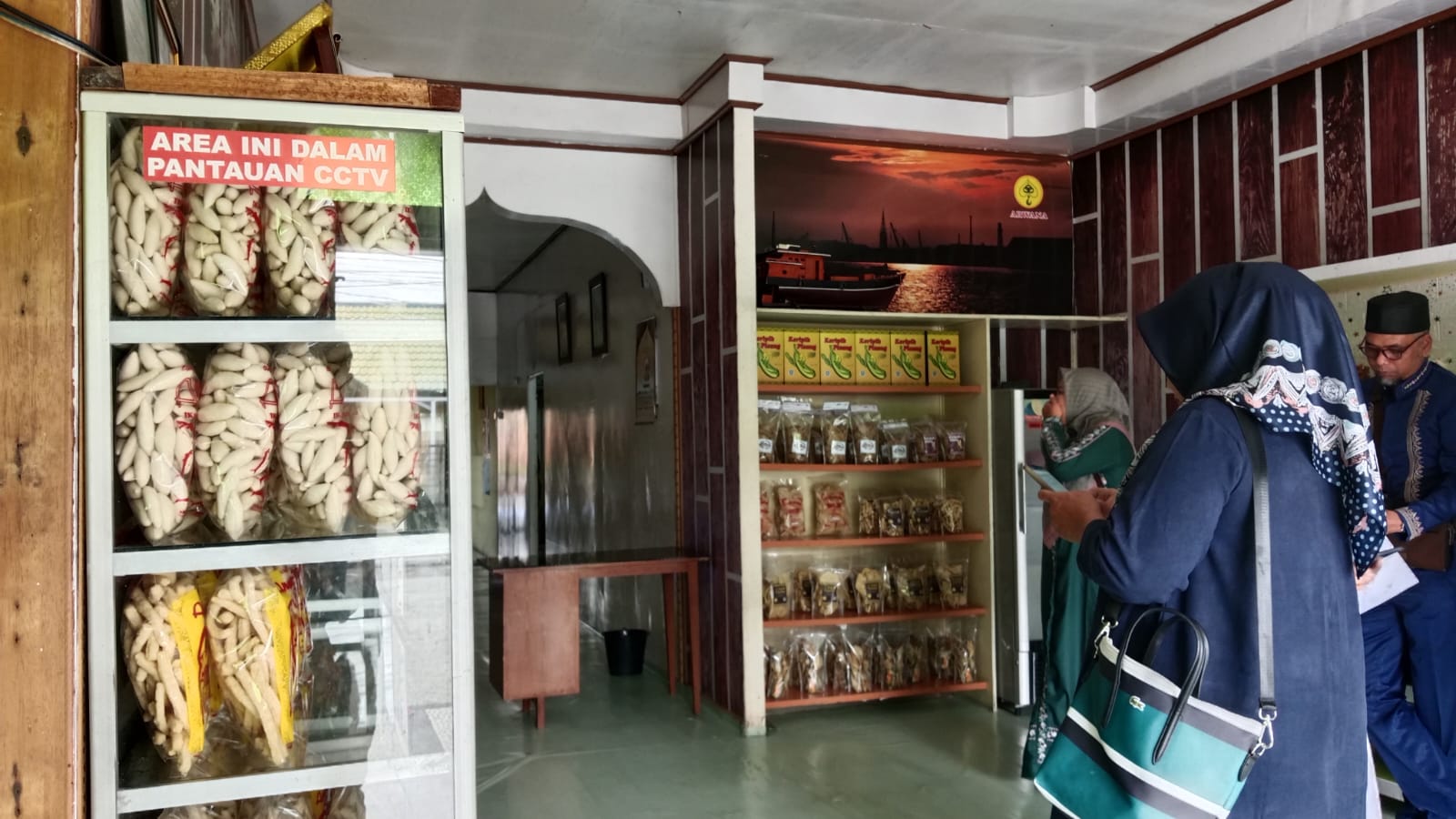 Keripik Pisang Arwana Oleh Oleh Khas Tembilahan