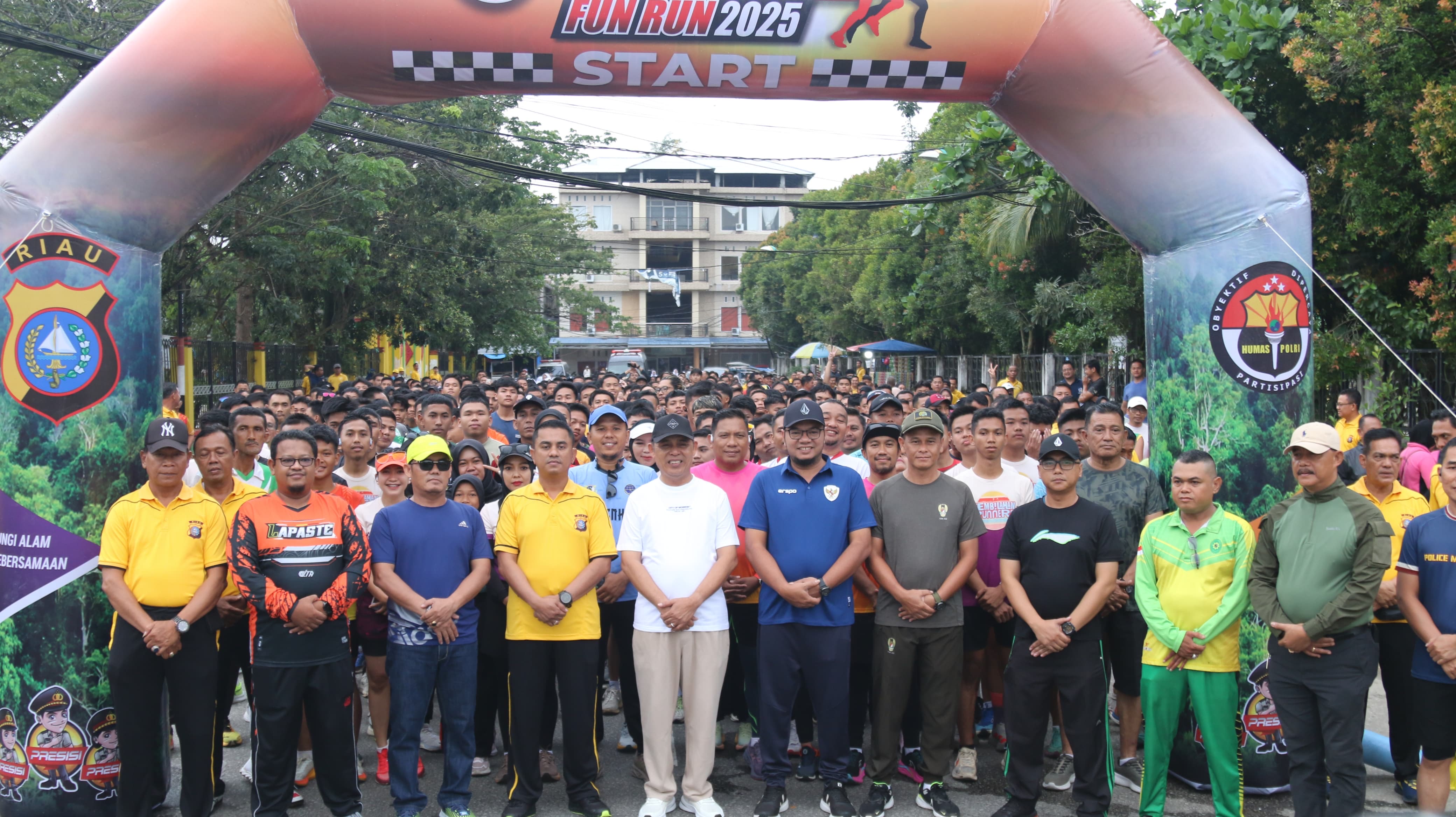 Bupati Herman Resmi Lepas Peserta Karhutla Fun Run 2025