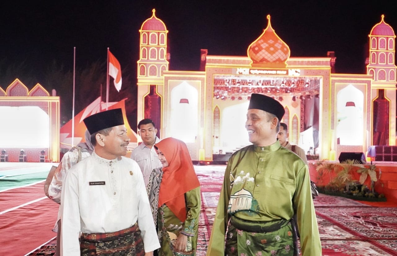 Bupati Inhil Dukung Kafilah pada Malam Pembukaan MTQ ke-43 Tingkat Provinsi Riau
