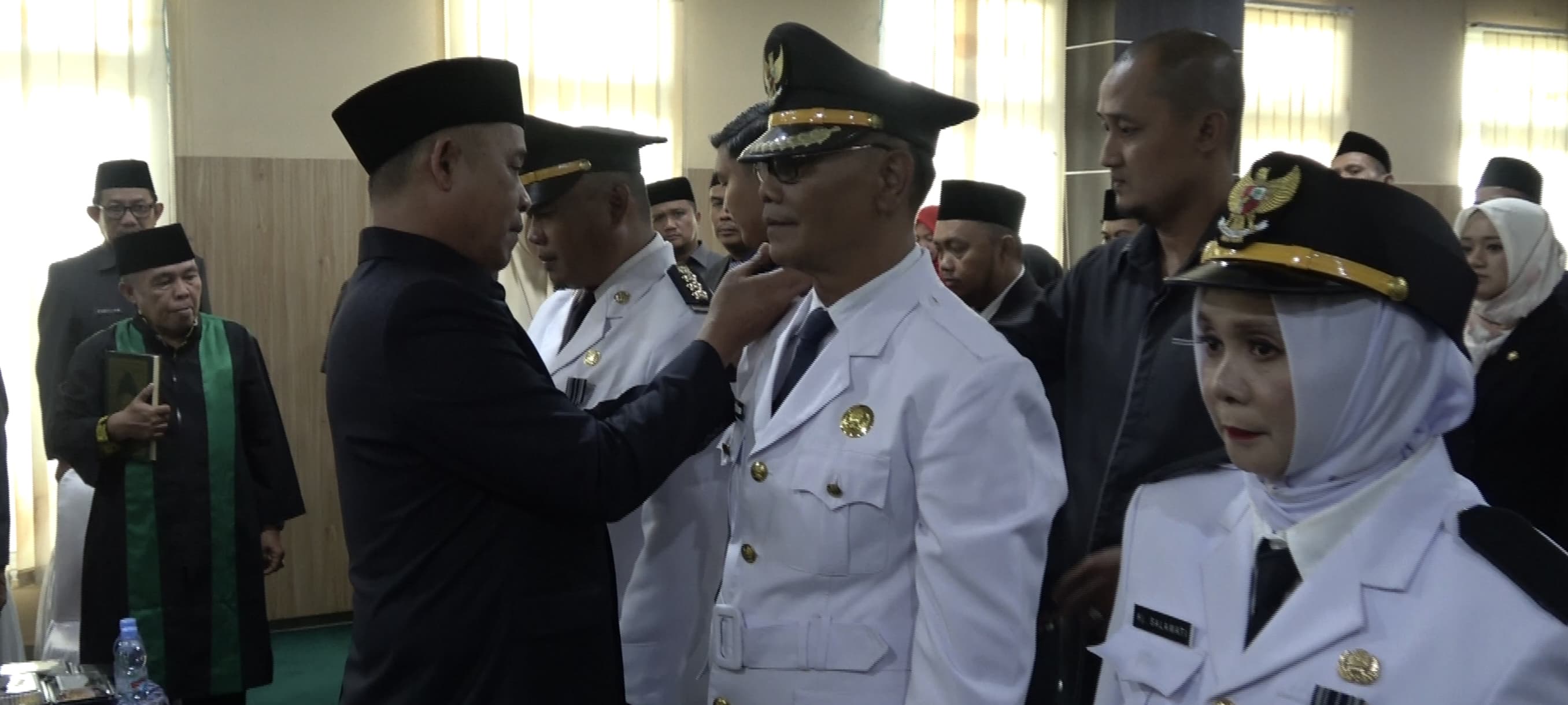 Bupati Inhil Lantik 27 Pejabat Administrator dan Pengawas, Tekankan Jabatan sebagai Amanah